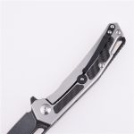 Shieldon Couteau de Poche Pliant Barraskewda D2 Lame 3Cr14 + Manche en Fibre de Carbone 9042S1-S