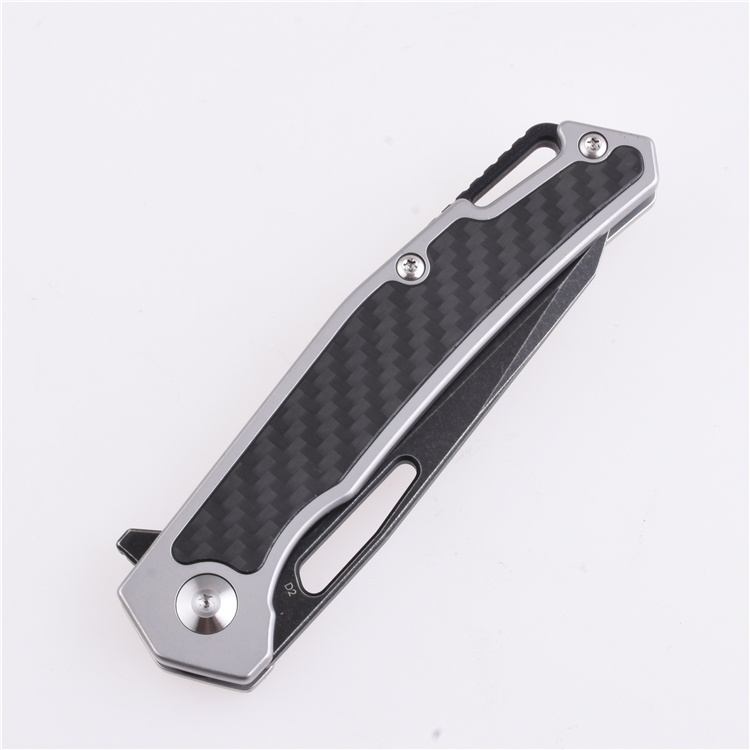 Shieldon Couteau de Poche Pliant Barraskewda D2 Lame 3Cr14 + Manche en Fibre de Carbone 9042S1-S