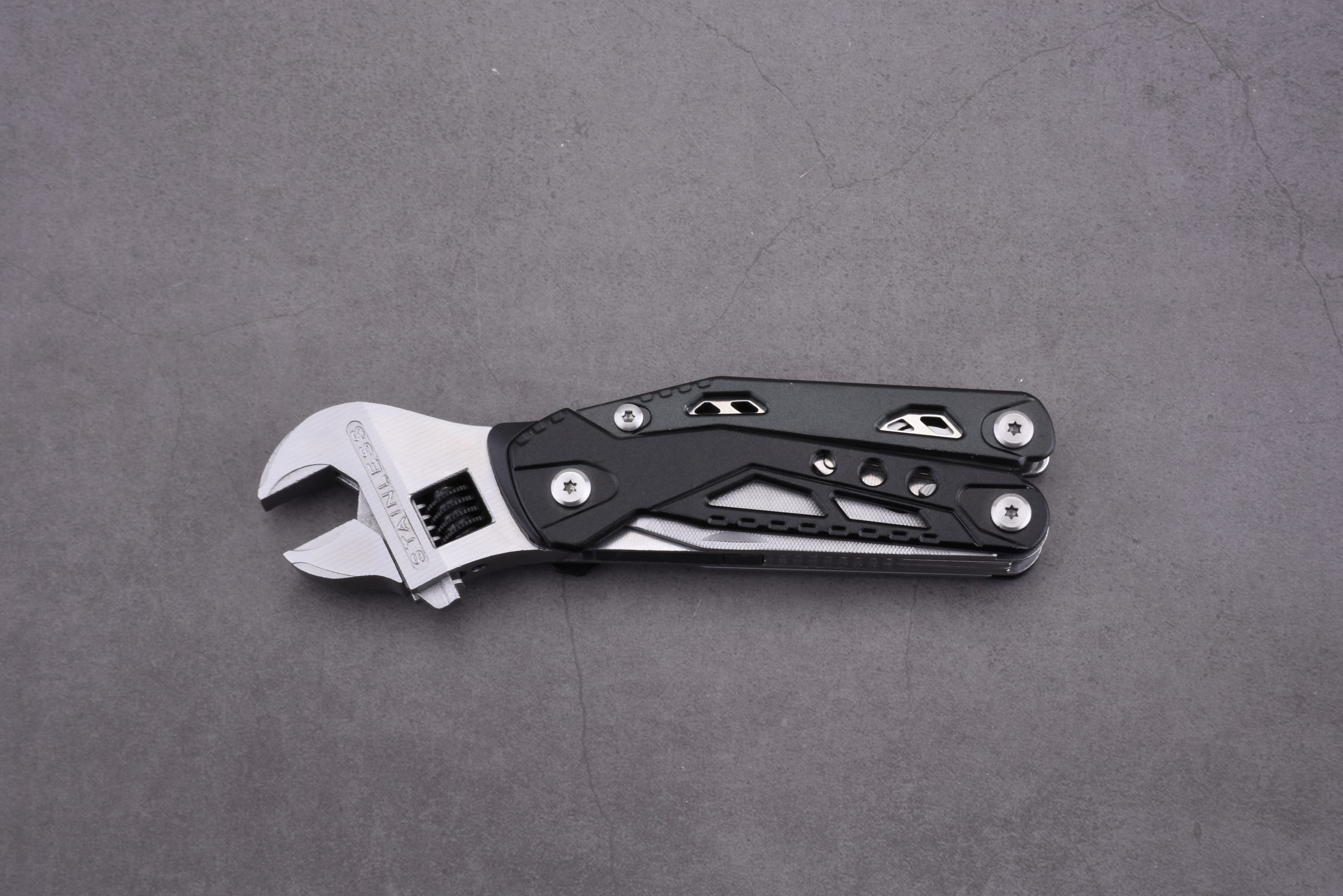 Multi-wrench 10 functions in 1 houseware tool YR-9358 s14